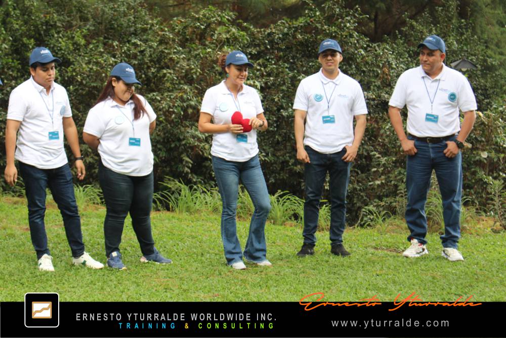 Outdoor Training: Team Building Corporativo Vivencial para el desarrollo de tus equipos de trabajo